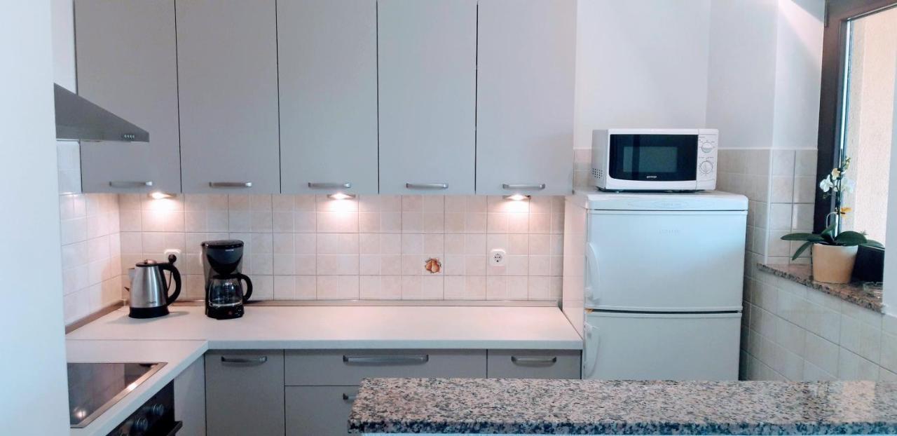 Apartman Sintic Кърк Екстериор снимка